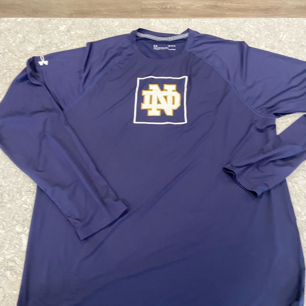 Notre Dame Fighting Irish  Under Armour Heat Gear Navy Blue Men's Shirt-Large
